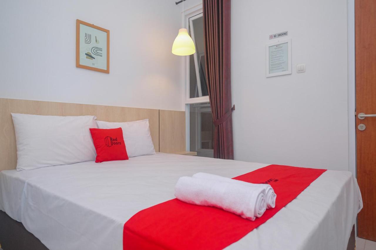 Reddoorz Syariah @ Tlogosari Semarang Hotel Alastuwo Ngoại thất bức ảnh